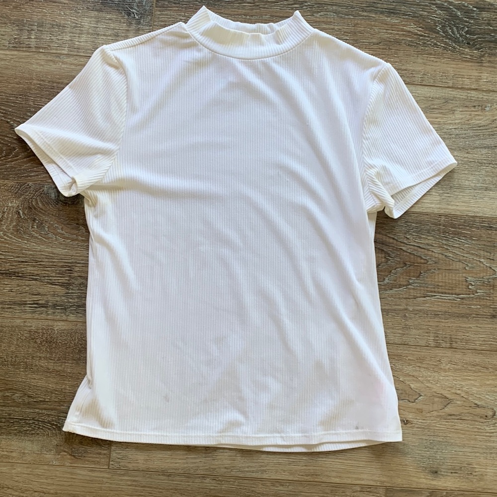 Women’s No Boundaries turtleneck shirt